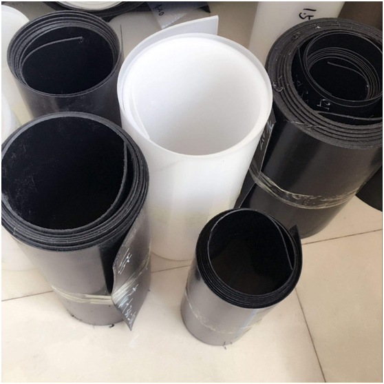 施工經驗得出不同厚度土工膜使用特點
