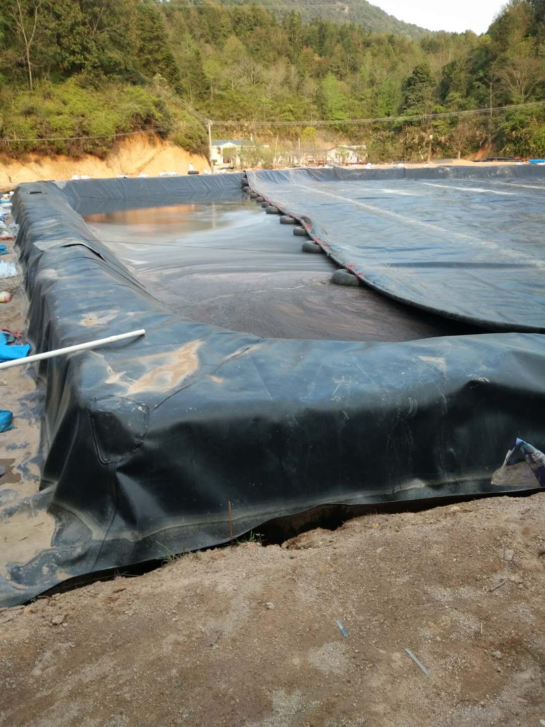 土工膜應用過程中水力學性能如何定義？