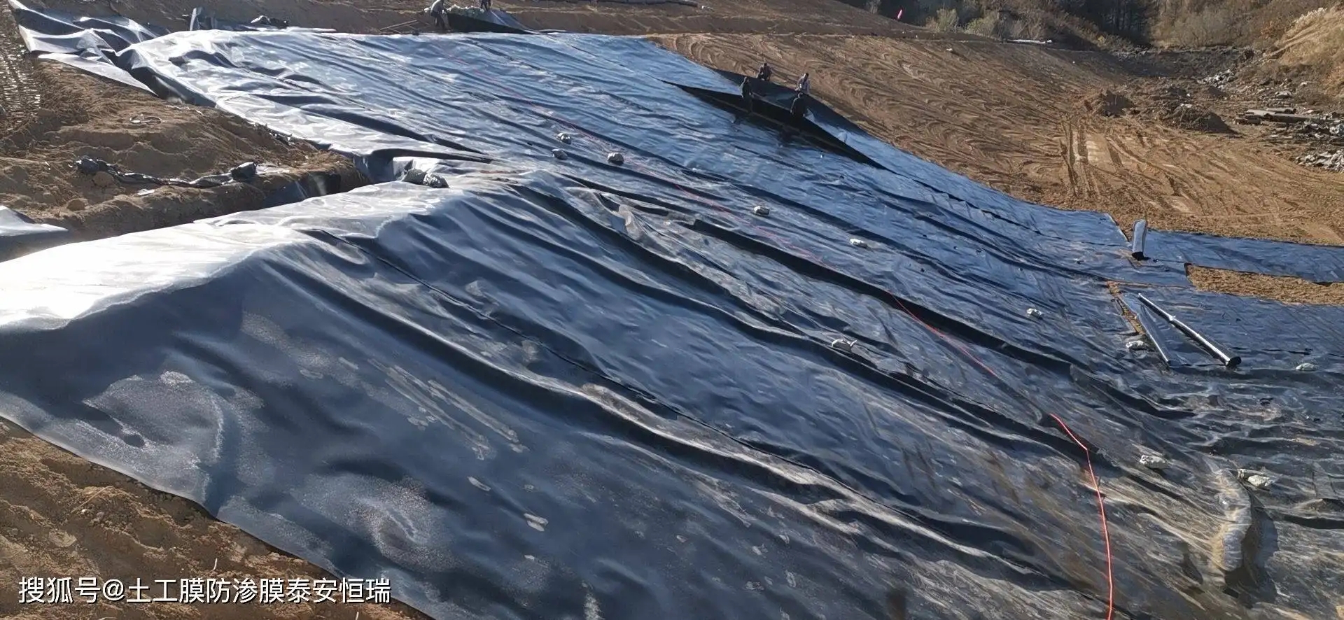 土工膜熱氧降解后老化性能的動力學變化過程非常重要