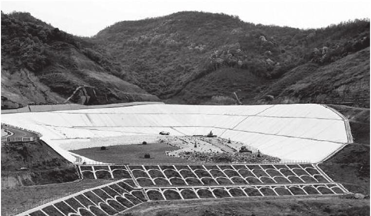 膨潤土防水毯為一種無污染、穩定性高的新型土工材料