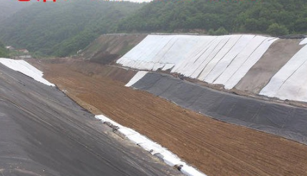 常用的防滲處理措施主要是防滲墻防滲、灌漿防滲和新材料防滲