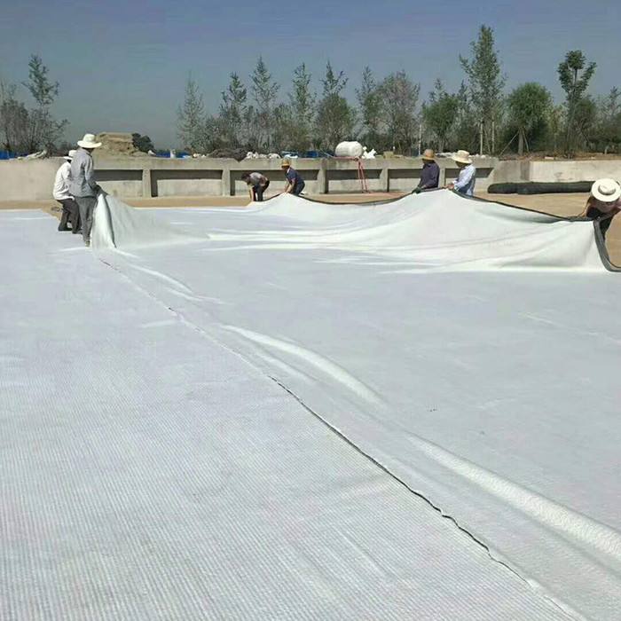 膨潤土防水毯在垃圾填埋場鋪設特別注意要點
